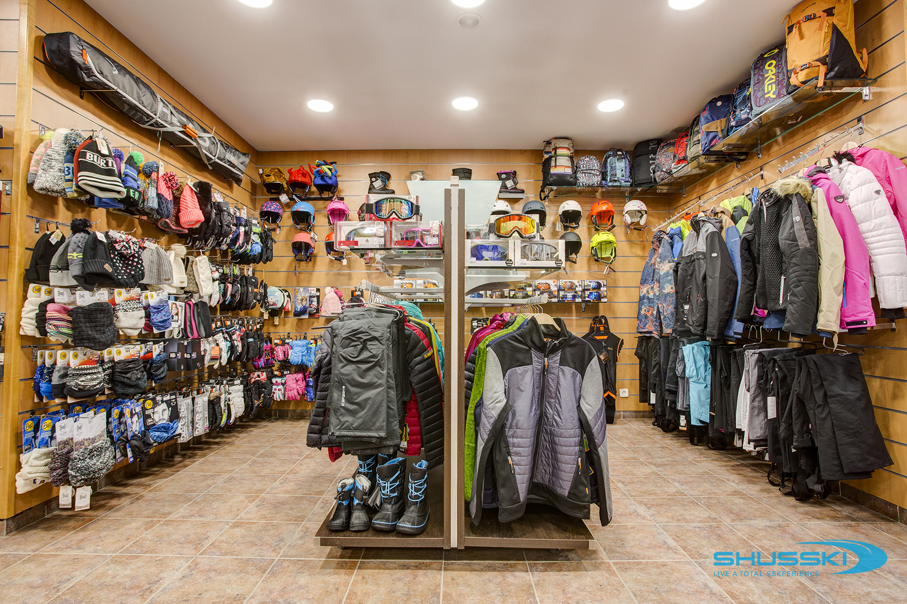 SHUSSKI 53 INCLES HOTEL EURO ESQUI